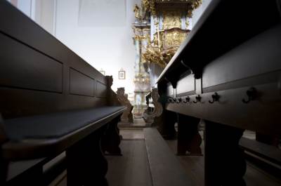  Drama na božićnoj misi u Francuskoj, 19 ljudi završilo u bolnici 