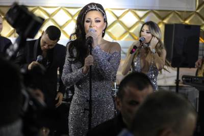  Ceca-peva-na-proslavi-Crvene-Zvezde 