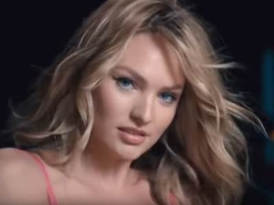  Poželjećete je ODMAH! Manekenka u haljini o kojoj se priča (FOTO) 