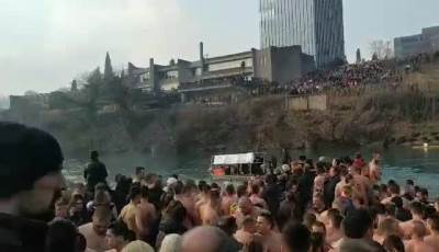  OVE GODINE BEZ TRADICIONALNOG PLIVANJA ZA ČASNI KRST 