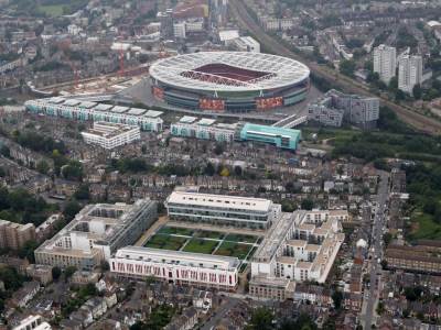  Premijer liga se nastavlja na NEUTRALNIM terenima? Moguće je! 