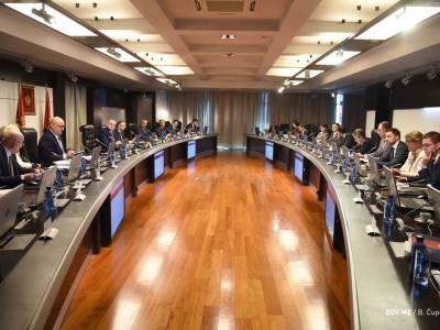  Vlada uvećala kapital nove avio kompanije na 19 miliona eura 