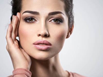  Kako da sminka na licu traje celog dana 