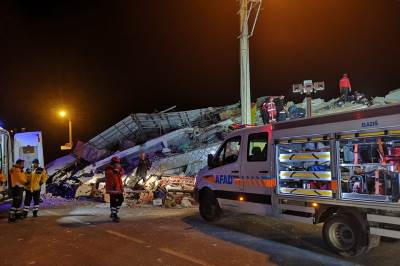  ZEMLJOTRES U TURSKOJ: Broj žrtava porastao na 39 