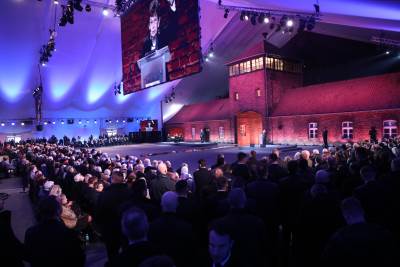  Obeležena godišnjica u Aušvicu, evo čega je predsednika Austrije SRAMOTA! 