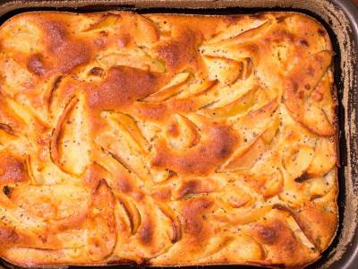  Obožavaćete je: Najlakši recept za pitu sa jabukama 