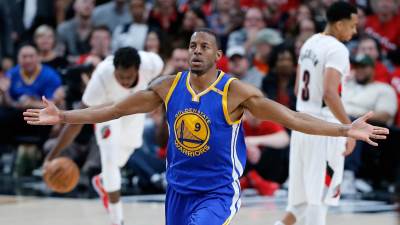  NBA šampion neće ni da obuče dres, a saigrači jedva čekaju da ode! 