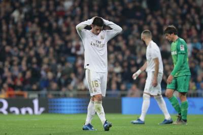  Real-Madrid-izgubio-Kup-kralja-Real-Sosijedad-3-4-Santijago-Bernabeu-Odegard-Isak-Jovic 