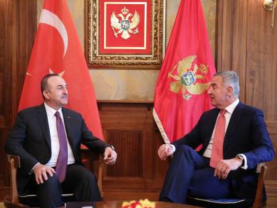  Čavušoglu: Bitno je da se pitanje Zakona ne politizuje 