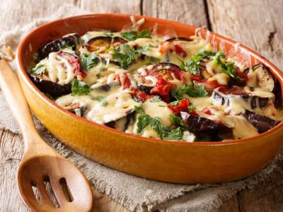  Red povrća, red sira: Musaka od tikvica i plavog patlidžana 