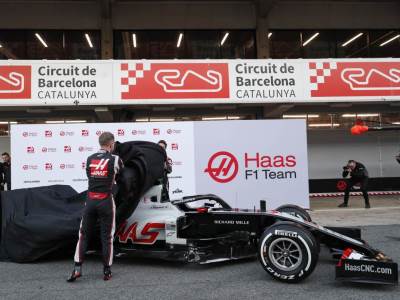  F1 predstavljanje: Crno-beli i crveno-beli se "otkrili" u Kataloniji 