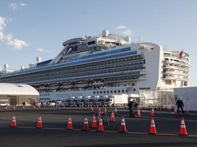  Kruzer-u-karantinu-zavrsava-se-iskrcavanje-putnika 