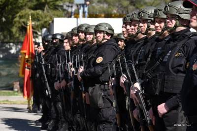  MUP: Oznake i na posebnoj opremi policijskih službenika  