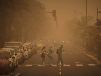  Čudesni fenomen: Kanarska ostrva osvanula žuta (VIDEO, FOTO) 