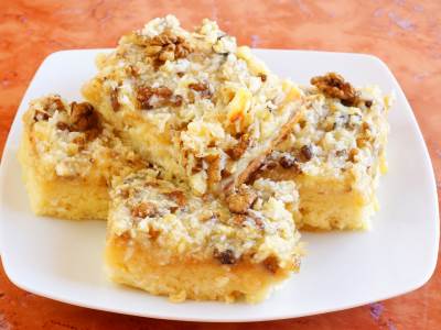  Recepti, Kolač sa ananasom i orasima 