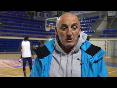  mihailo pavicevic svadja sa sudijama 