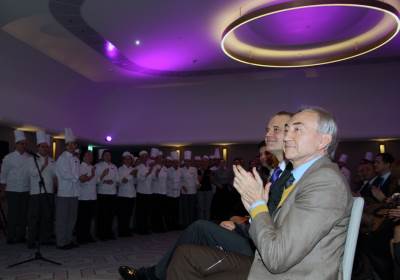  Hteo da mu Mišković plati bolji život i putovanja 