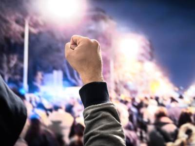  Mijušković: Šta će djeca na masovnim okupljanjima? 