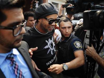  Ronaldinjo pušten iz zatvora! 