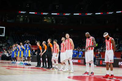  Zvezda obukla dres iz '74, došle i LEGENDE kluba! 