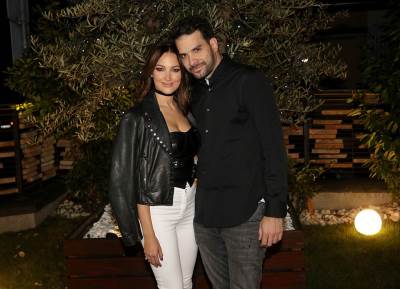  Prijovićka i Filip sinu za prvi rođendan poklanjaju "Uraganke" (VIDEO) 