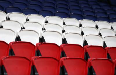  Francuzi do 15. aprila bez punih tribina 