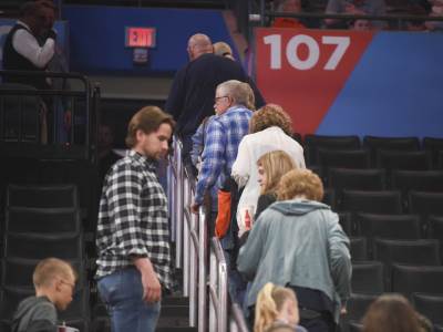  NBA-prekid-sezone-150-kosarkasa-sastanak-na-Zoom-Orlando-Diznilend-plej-of 