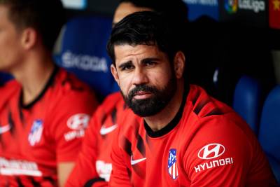  Nije smešno: Dijego Kosta kašljao na novinare u miks zoni (VIDEO) 