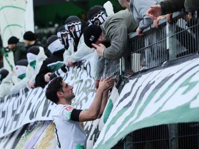  Navijači će biti ponosni: Ceo tim Borusije pristao na smanjenje plata! 