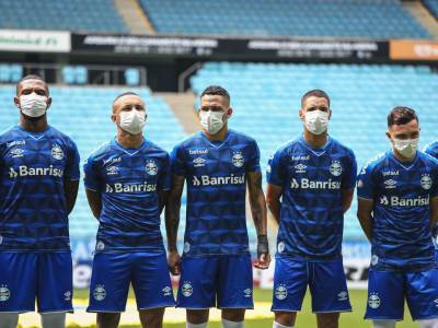  Crna prognoza nemačkog virologa: Zaboravite na fudbal do 2021! 