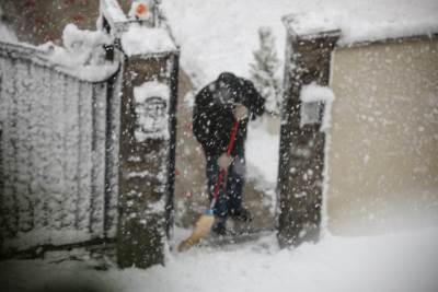  SNIJEG VEĆ STIGAO U KOMŠILUK! Temperature su pale, krenulo je snažno nevrijeme, u nekim gradovima PR 