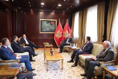  Đukanović: Lično ću se angažovati da ljekari dobiju neophodnu opremu 