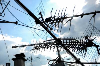  Koriste KORONU da bi prisluškivali i pratili građane na razne načine 