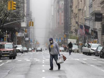  SAD: Socijalno distanciranje možda čak i do 2022. godine 