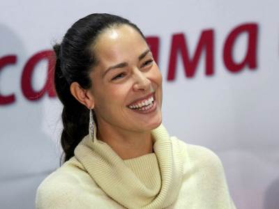  Alo, gde su ćevapi: Teniserka podelila sliku večere, pratioci zaratili! 