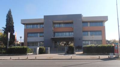  Lažne dojave o bombama u podgoričkoj Gimnaziji i Ekonomskoj školi 