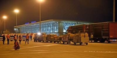  Stižu dvije isporuke sa više od pet tona medicinske opreme od Petrosa Stathisa i Džeka Maa 