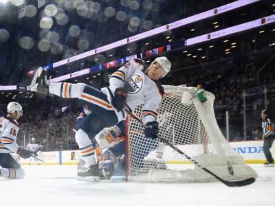  Umro-Kolbi-Kejv-koji-igra-za-Edmonton-Oilers-NHL 