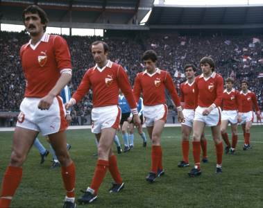  Na-danasnji-dan-Crvena-zvezda-Herta-1-0-debitovao-Milko-Djurovski 