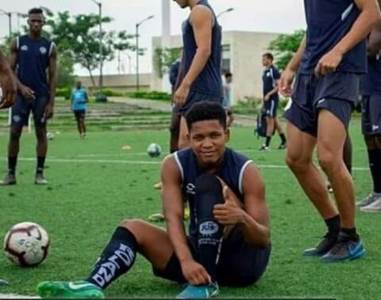  MLADI FUDBALER SLUČAJNO UBIJEN DOK JE TRENIRAO! 