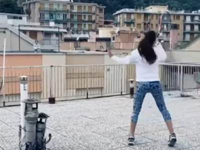  Italijanke-igrale-tenis-na-krovu-tenis-na-krovu 