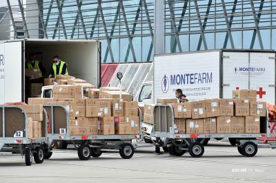  Stiglo SEDAM tona medicinske opreme! 