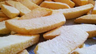  Neobičan apel: JEDITE POMFRIT, molimo vas! 