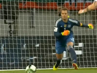  Fudbaler smuvao KLINKU: On 34, ona 19! (FOTO) 