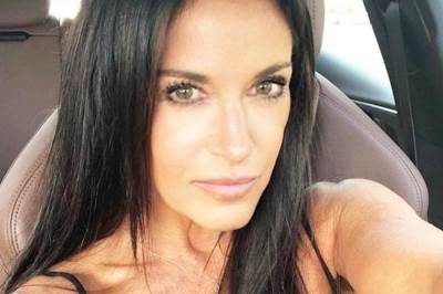  DA NE POVJERUJETE: ONA ima 59 godina! 