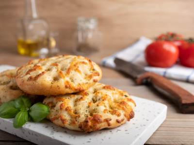  Kad ih jednom probate, nećete ih zaboraviti! Mirisne lepinjice sa sirom 