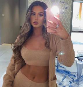  Kćerka poznatog para o kojoj bruje strani mediji! (FOTO) 