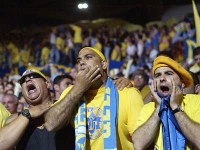  Zašto Evroliga nije kao UEFA i da li će biti proširena na 20 timova? 