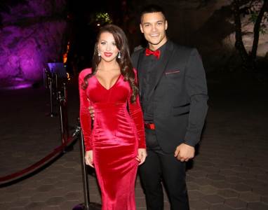  POMIRILA SE SA CRNOGORCEM, PA KUPILA PENTHAUS OD 110 KVADRATA: Stanija ne štedi za zajednički život, ovo su im PLANOVI! 