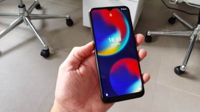  Prvi put kod nas cena NIŽA od najavljene, a telefon odličan! (FOTO, VIDEO) 